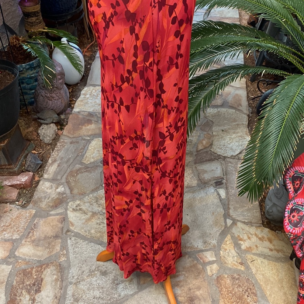 🧡🔻🧡ASIAN SEMI-SHEER RED-ORANGE IN COLOR STYLE DRESS🧡🔻🧡 - Picture 5 of 6